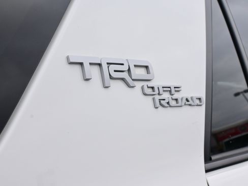 Used 2022 Toyota 4Runner TRD Off-Road Premium image 10