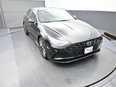 Used 2023 Hyundai Sonata Limited w/ Cargo Package FWD image 1