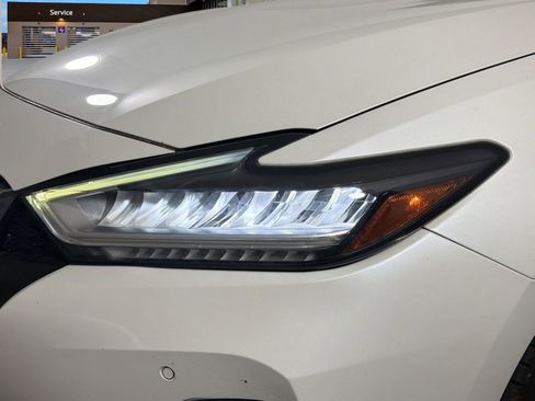 Used 2019 Nissan Maxima 3.5 SL w/ Floor Mat Group image 11