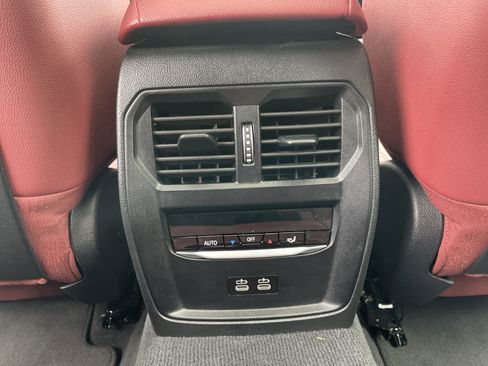 Used 2025 BMW 440i xDrive w/ Parking Assistance Package image 33