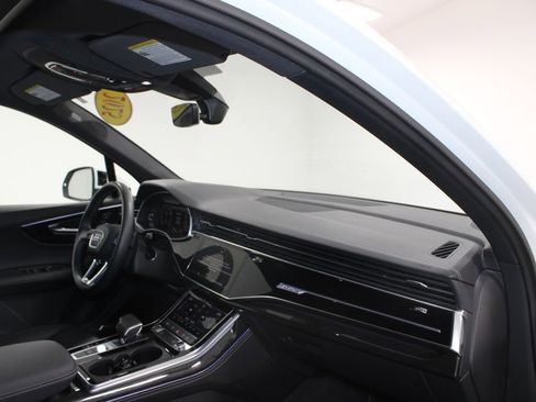 Used 2025 Audi Q7 3.0T Premium Plus AWD/4WD image 28