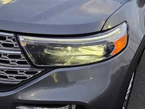 Used 2021 Ford Explorer Limited image 13