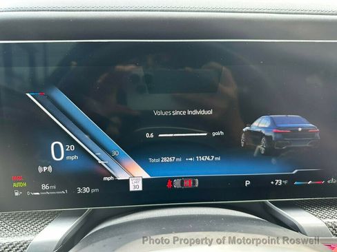 Used 2023 BMW 760i xDrive image 20