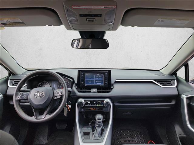 Used 2022 Toyota RAV4 LE FWD image 14