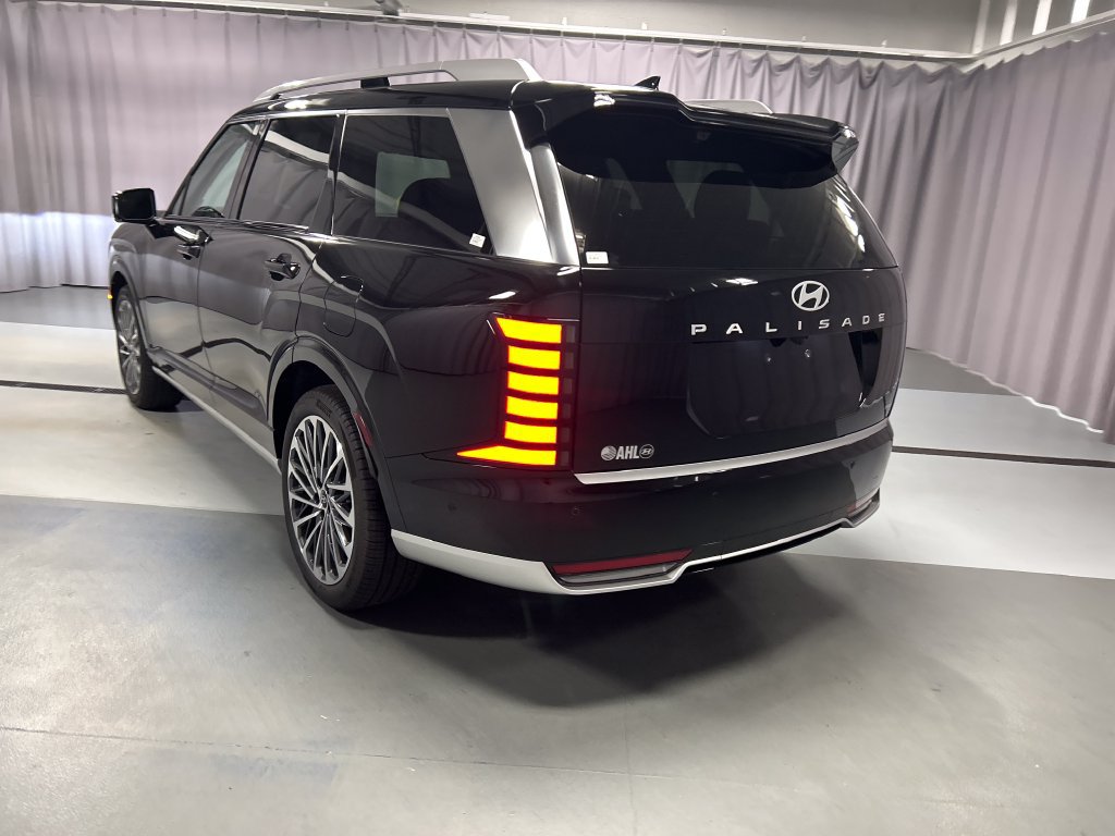 Used 2026 Hyundai Palisade Calligraphy AWD/4WD image 5