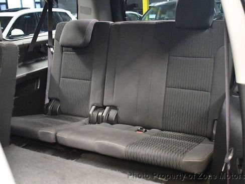 Used 2015 GMC Yukon XL SLE w/ Convenience Package image 23