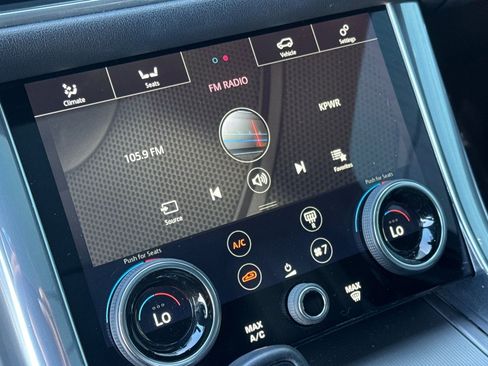 Used 2020 Land Rover Range Rover Sport HSE image 24