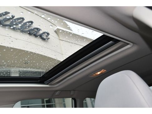 Used 2020 Subaru Forester Premium image 15