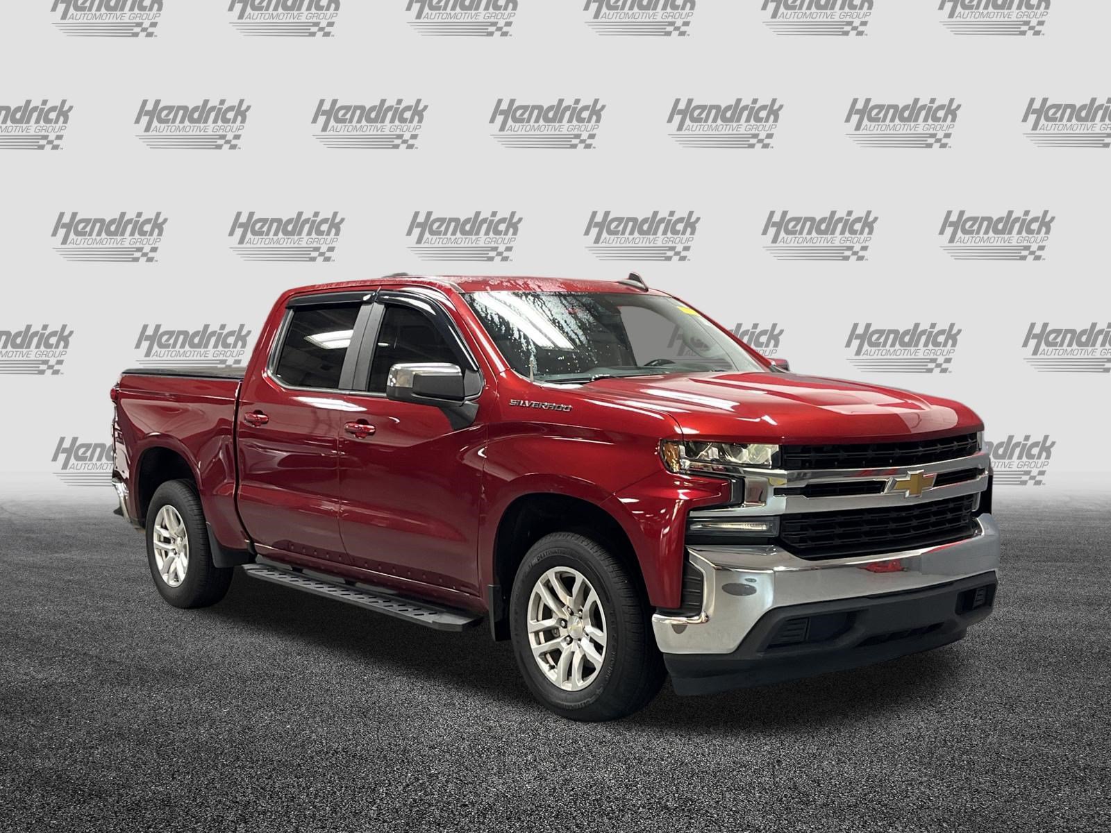 Used 2021 Chevrolet Silverado 1500 LT RWD image 2
