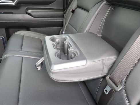 Used 2024 GMC Sierra 2500 Denali w/ Denali Reserve Package image 31