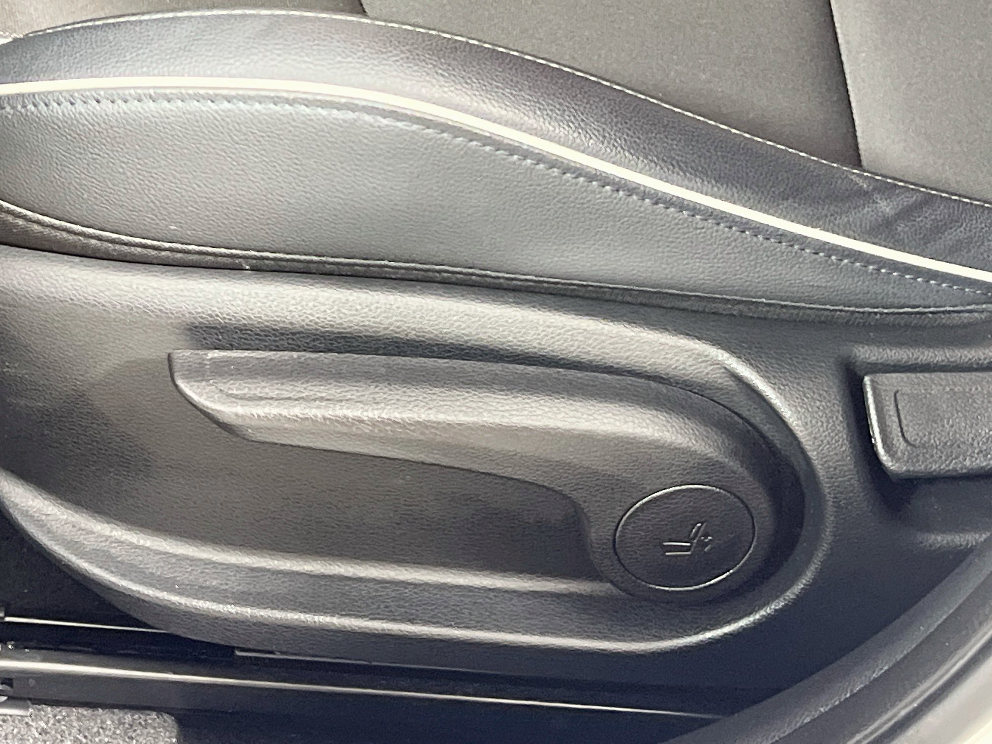 Used 2023 Kia Forte GT-Line FWD image 16