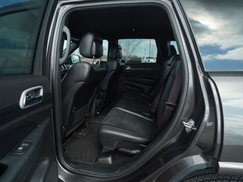 Used 2020 Jeep Grand Cherokee Altitude image 14