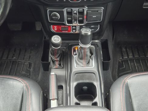 Used 2021 Jeep Wrangler Unlimited Rubicon AWD/4WD image 18