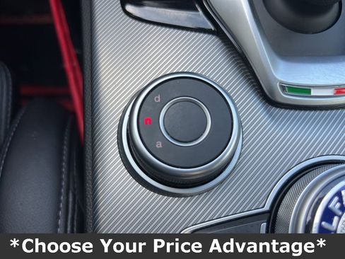 Used 2022 Alfa Romeo Stelvio Veloce image 73