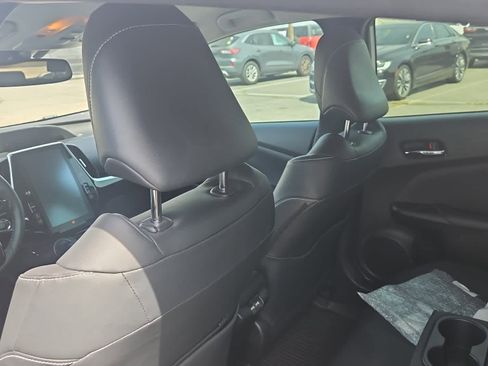Used 2021 Toyota Prius Prime Limited w/ Carpet Mat Package (TMS) image 11