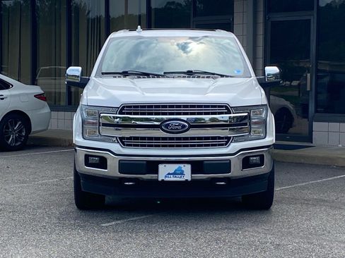Used 2018 Ford F150 Lariat w/ Equipment Group 502A Luxury AWD/4WD image 6