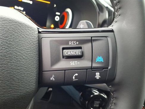 New 2026 Nissan Pathfinder SL image 21