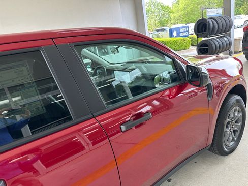 New 2026 Ford Maverick XLT w/ XLT Luxury Package FWD image 9