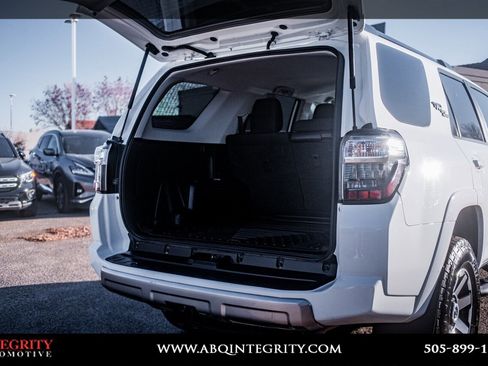 Used 2023 Toyota 4Runner TRD Off-Road image 34