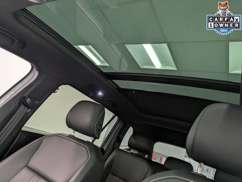 Used 2023 Volkswagen Tiguan SE R-Line AWD/4WD image 26