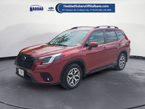 Certified 2024 Subaru Forester Premium AWD/4WD image 1