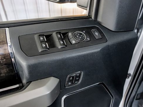 Used 2022 Ford F250 Lariat w/ Lariat Value Package image 45