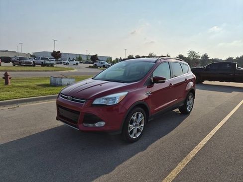 Used 2013 Ford Escape SEL FWD image 1