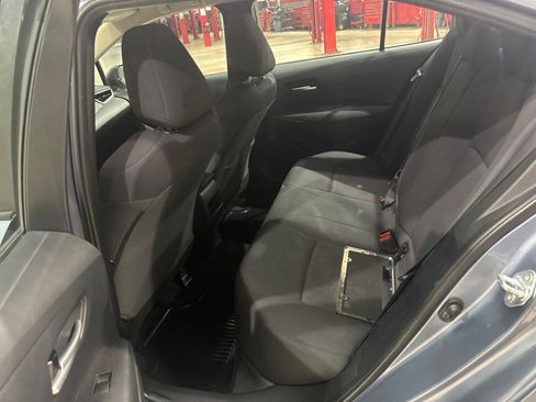 Used 2021 Toyota Corolla LE image 7