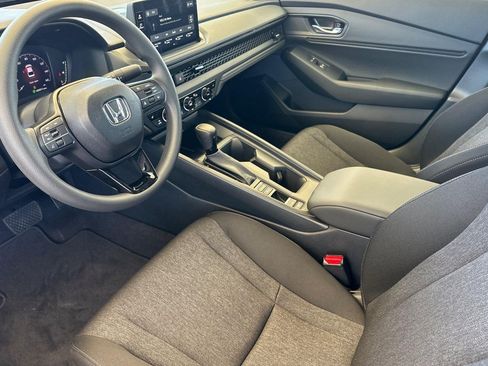 Used 2026 Honda Accord SE image 4