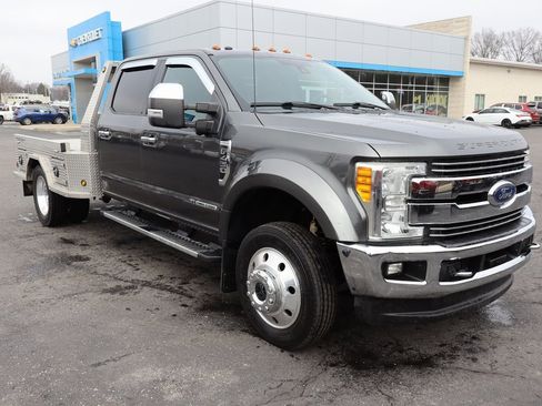Used 2017 Ford F450 Lariat w/ Tow Technology Bundle image 2