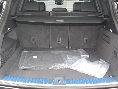 New 2026 Porsche Cayenne AWD/4WD image 12