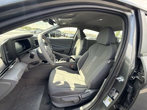 New 2026 Hyundai Elantra Sport FWD image 13