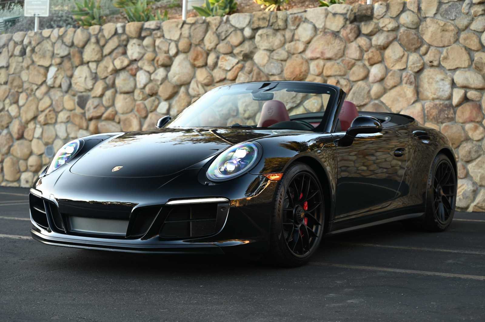 Used 2018 Porsche 911 Carrera 4 GTS AWD/4WD image 11