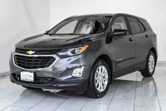 Used 2021 Chevrolet Equinox LS w/ LS Convenience Package FWD image 4