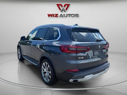 Used 2019 BMW X5 xDrive40i w/ Premium Package 2 AWD/4WD image 3