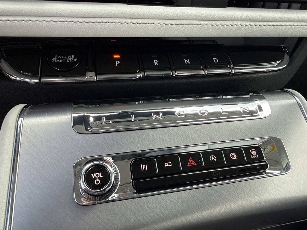 New 2027 Lincoln Aviator 2WD image 29