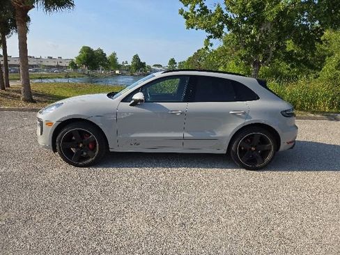 Used 2021 Porsche Macan GTS AWD/4WD image 2