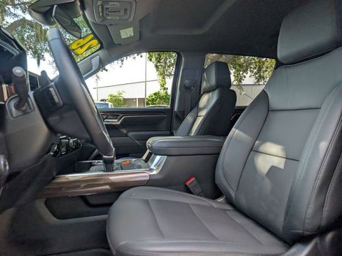 Used 2026 Chevrolet Silverado 1500 LT w/ All Star Edition Plus RWD image 18