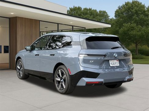 Certified 2023 BMW iX xDrive50 w/ Sport Package image 10