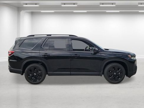 New 2026 Honda Pilot Black Edition image 2