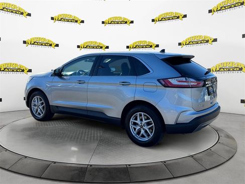 Certified 2024 Ford Edge SEL image 3