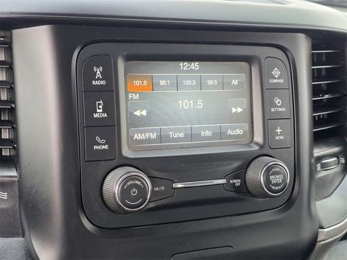 Used 2019 RAM 2500 Tradesman w/ Chrome Appearance Group image 14