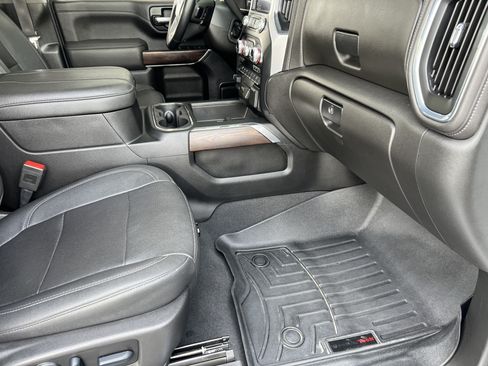 Used 2023 GMC Sierra 3500 SLT w/ SLT Convenience Package AWD/4WD image 23