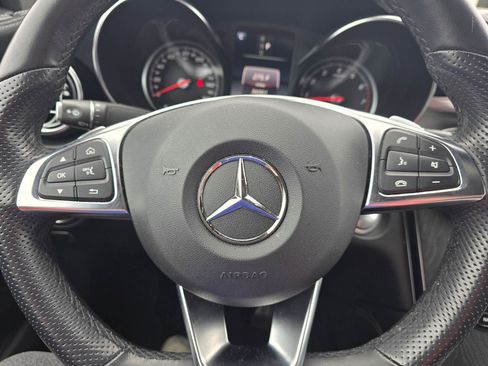Used 2019 Mercedes-Benz GLC 300 4MATIC Coupe image 21
