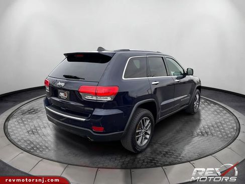 Used 2017 Jeep Grand Cherokee Limited image 5