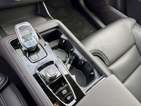 New 2026 Volvo XC90 B6 Ultra w/ Protection Package Premier image 23