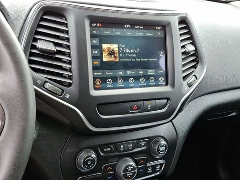 Used 2022 Jeep Cherokee Latitude Lux image 19