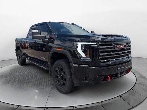 Used 2026 GMC Sierra 2500 AT4 w/ AT4 Premium Plus Package AWD/4WD image 4