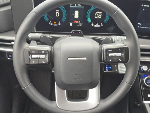 Used 2025 Hyundai Santa Fe XRT image 18