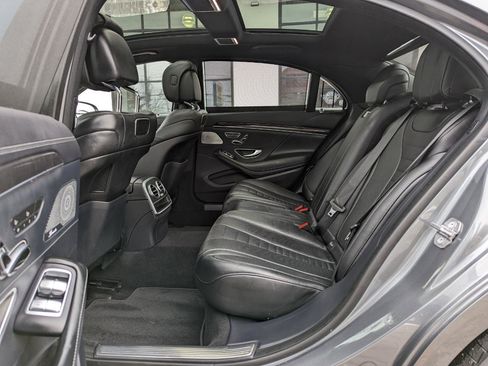 Used 2019 Mercedes-Benz S 560 4MATIC Sedan image 37
